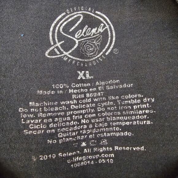 Women's Official Selena Merchandise Black Cropped T-Shirt Size XL - Picture 4 of 4
